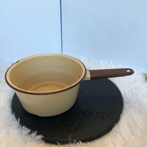 Vintage Enamelware Pot Pan Large